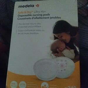 Medela Safe & Dry Nursing Pads